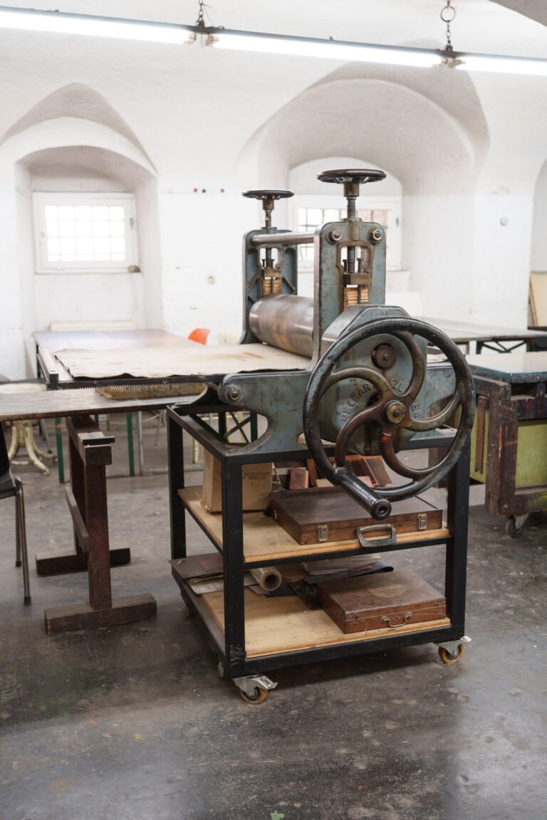 Druckpresse der Grafischen Werkstatt im Traklhaus